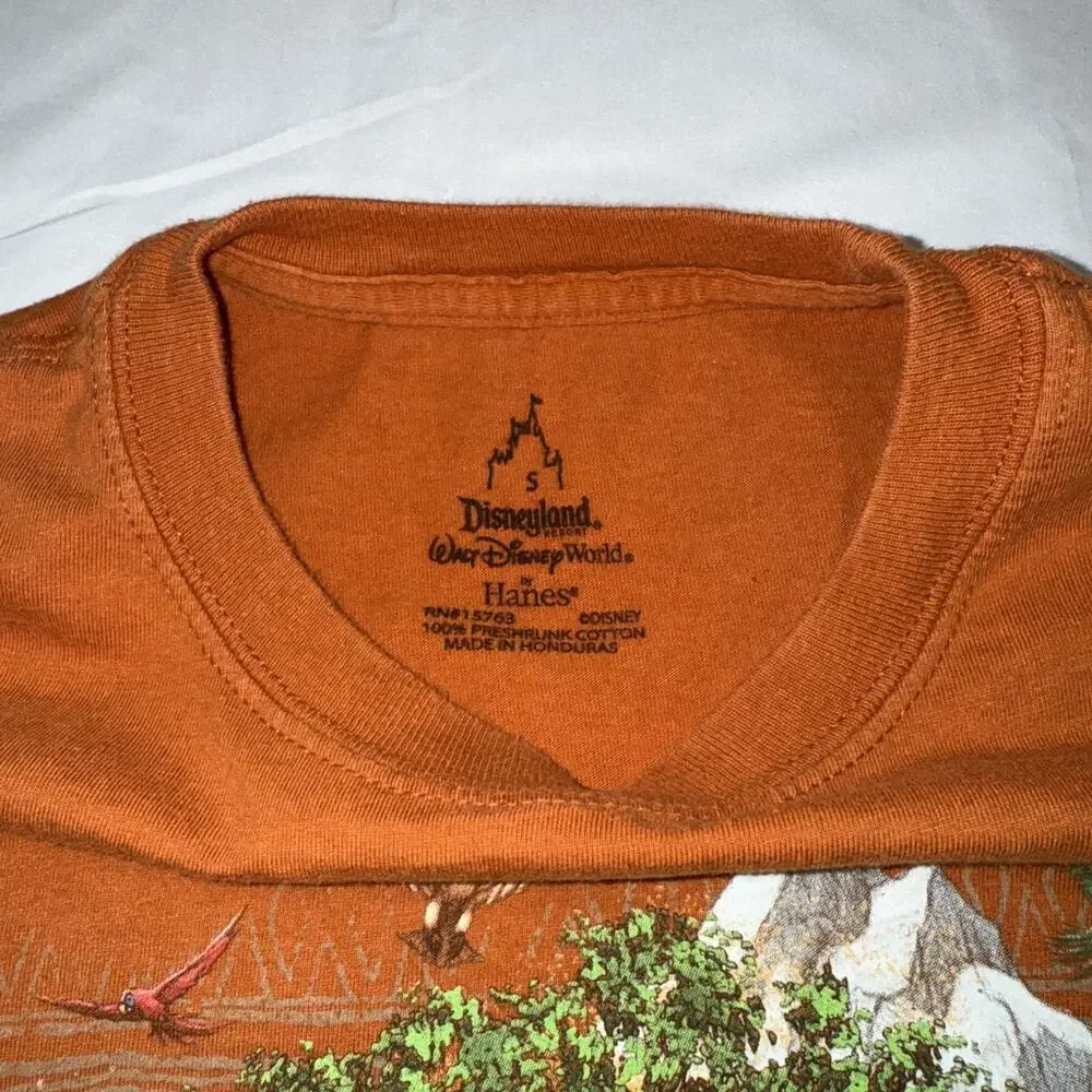2000s Disney ANIMAL KINGDOM Logo T Shirt Size: S - Picture 8 of 9